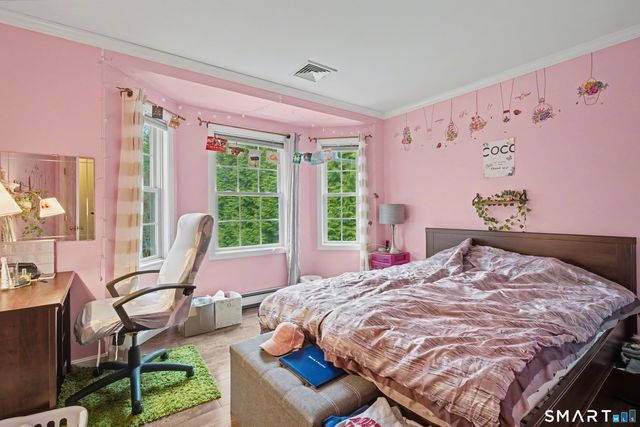 75 Heather Glen Lane, Groton, CT 06355
