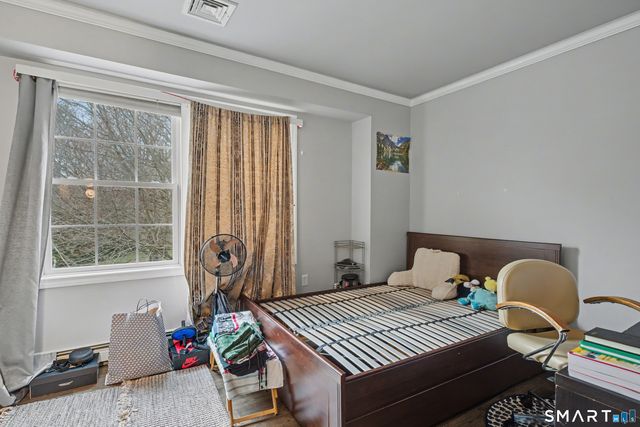 75 Heather Glen Lane, Groton, CT 06355
