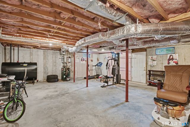 75 Heather Glen Lane, Groton, CT 06355