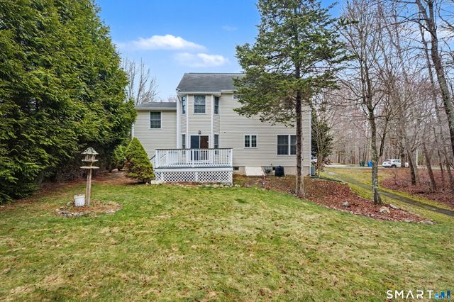 75 Heather Glen Lane, Groton, CT 06355