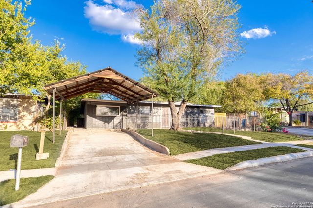 338 surrels, San Antonio, TX 78228