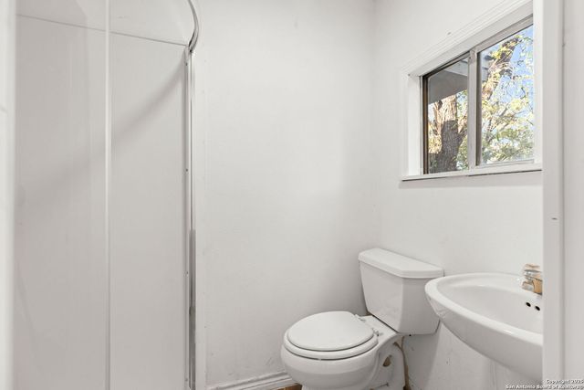 338 surrels, San Antonio, TX 78228