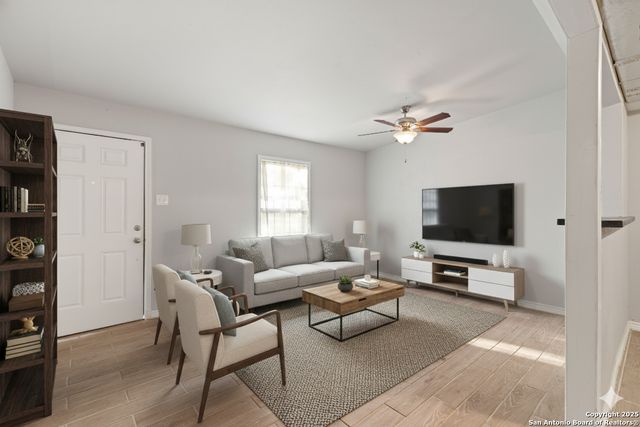 338 surrels, San Antonio, TX 78228