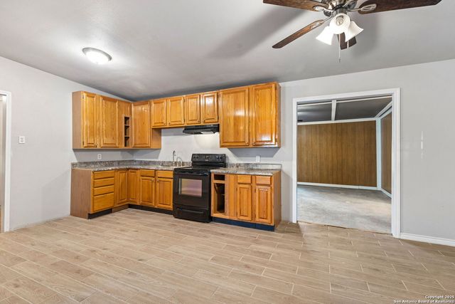 338 surrels, San Antonio, TX 78228