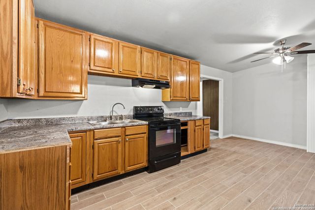 338 surrels, San Antonio, TX 78228