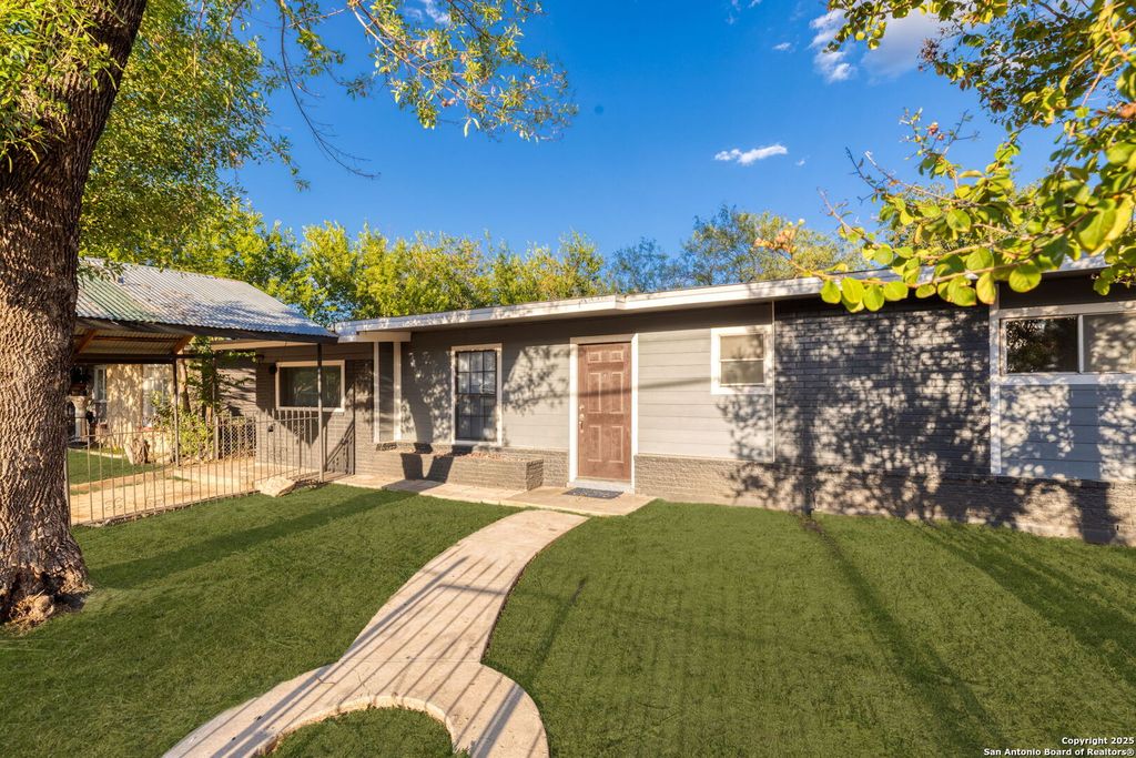 338 surrels, San Antonio, TX 78228