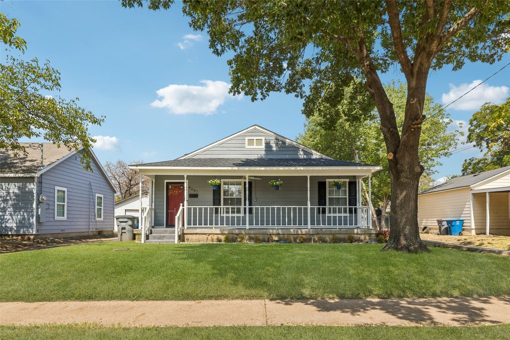 4227 Shelley Boulevard, Dallas, TX 75211 — exterior
