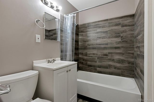 11612 Del Mar Parkway, Aurora, CO 80010