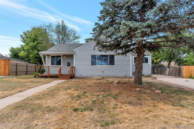11612 Del Mar Parkway, Aurora, CO 80010