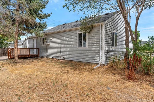 11612 Del Mar Parkway, Aurora, CO 80010