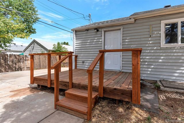 11612 Del Mar Parkway, Aurora, CO 80010