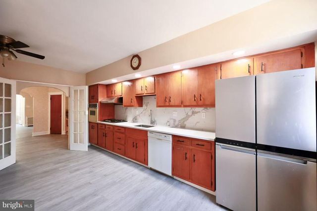 3352 SAINT VINCENT ST, Philadelphia, PA 19149