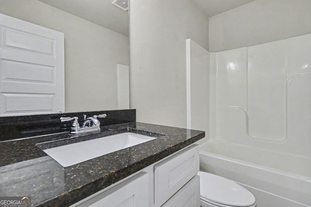 100 McGinnis Circle, Calhoun, GA 30701