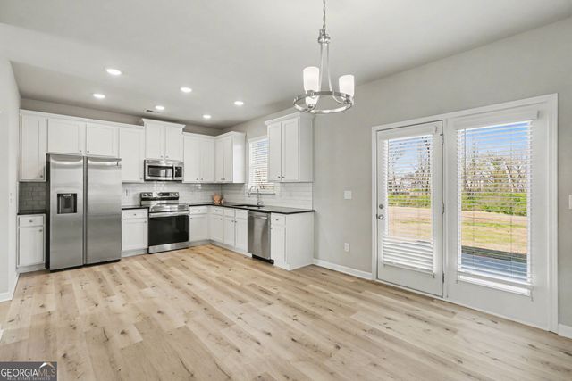 100 McGinnis Circle, Calhoun, GA 30701