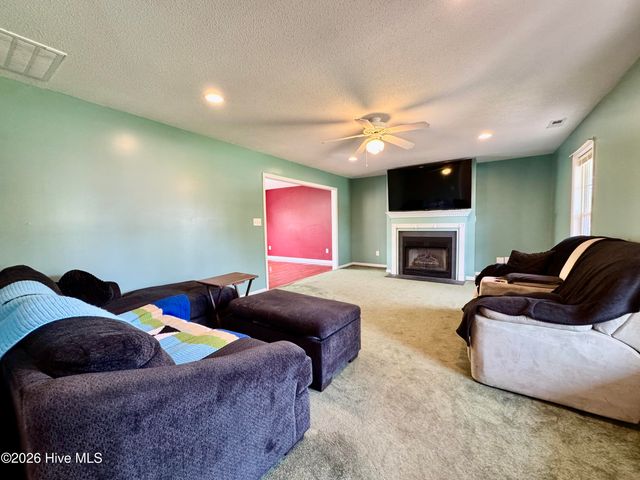 2007 Melodie Lane, Morehead City, NC 28557