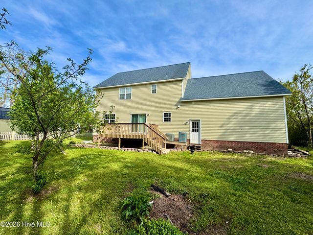 2007 Melodie Lane, Morehead City, NC 28557