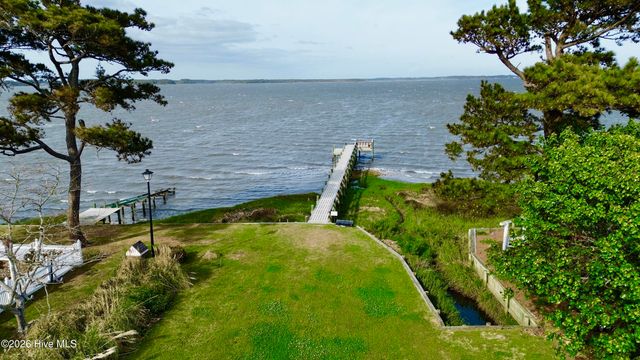 2007 Melodie Lane, Morehead City, NC 28557