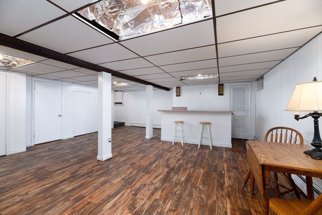 95 Saint Nicholas Avenue, Worcester, MA 01606