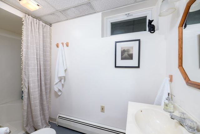 95 Saint Nicholas Avenue, Worcester, MA 01606