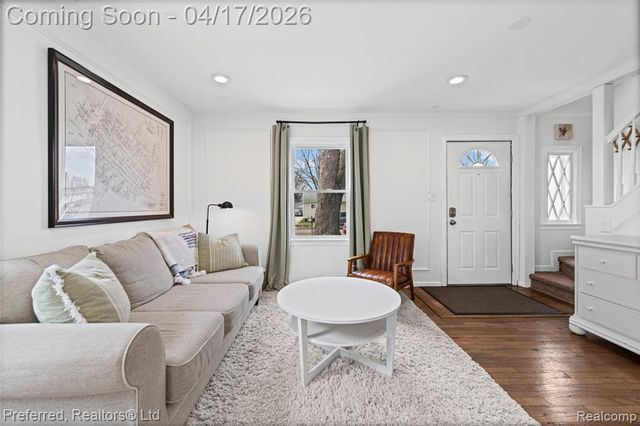 15026 Sunbury Street, Livonia, MI 48154