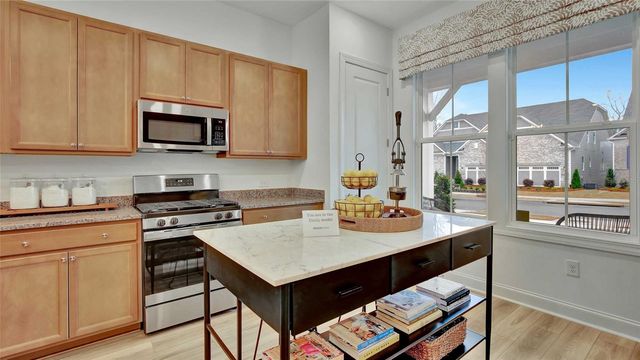 1533 TREGAN AVENUE, Deland, FL 32724