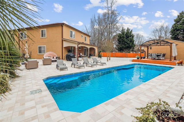 8104 Stem Court, Charlotte, NC 28227