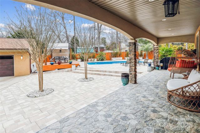 8104 Stem Court, Charlotte, NC 28227