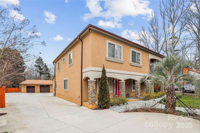 8104 Stem Court, Charlotte, NC 28227