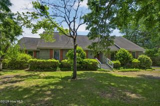 222 Greenwich Lane, Wilmington, NC 28409