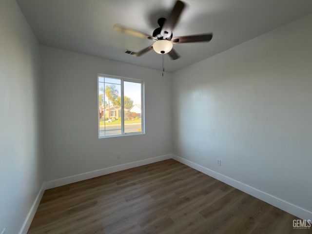 10909 Lewelling Street, Bakersfield, CA 93312