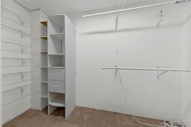 13176 Royal Pines Drive, Maryland Heights, MO 63146