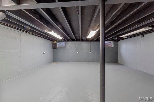 13176 Royal Pines Drive, Maryland Heights, MO 63146