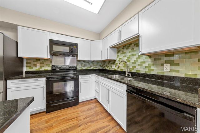 13176 Royal Pines Drive, Maryland Heights, MO 63146