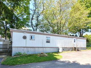 1338 Woodbury Avenue # 9, Portsmouth, NH 03801