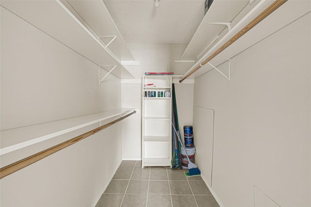 4011 Nasa Rd 1 406, El Lago, TX 77586