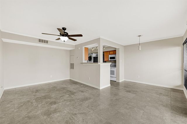 4011 Nasa Rd 1 406, El Lago, TX 77586