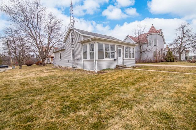 449 Taylor STREET, Waterloo, WI 53594