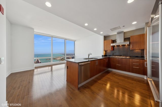 401 N Wabash Avenue 68F, Chicago, IL 60611
