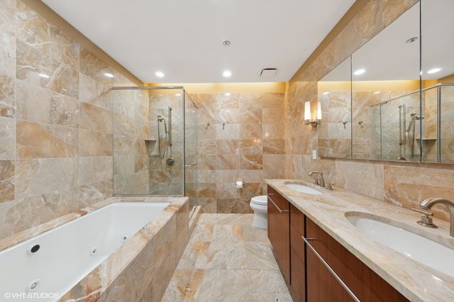 401 N Wabash Avenue 68F, Chicago, IL 60611