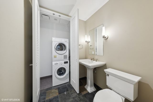 401 N Wabash Avenue 68F, Chicago, IL 60611