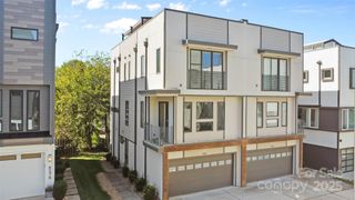 945 Westbrook Drive A, Charlotte, NC 28202