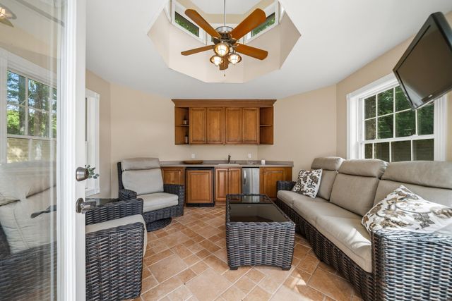 101 Westminster Place, Hot Springs, AR 71901