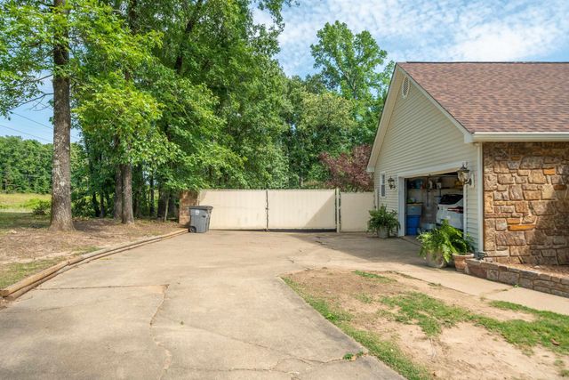 101 Westminster Place, Hot Springs, AR 71901