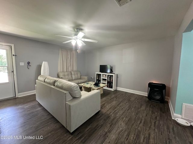 758 Clearmont Drive, Pearl, MS 39208