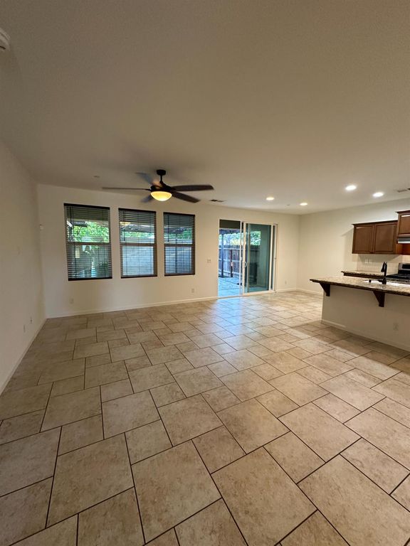 Image 11 of property listing at 3521 Buckingham Avenue, Clovis, CA 93619