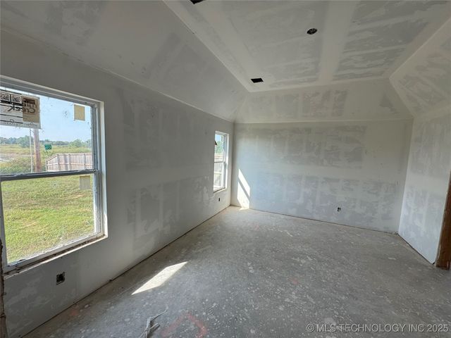 5914 E 128th Street S, Bixby, OK 74008