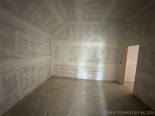 5914 E 128th Street S, Bixby, OK 74008