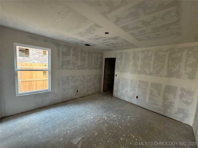 5914 E 128th Street S, Bixby, OK 74008