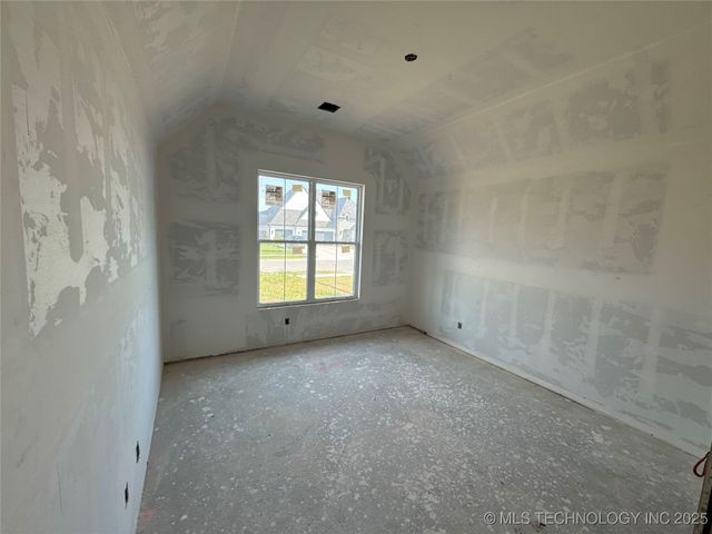 5914 E 128th Street S, Bixby, OK 74008