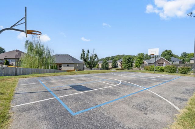 822 S Eastridge, Nixa, MO 65714